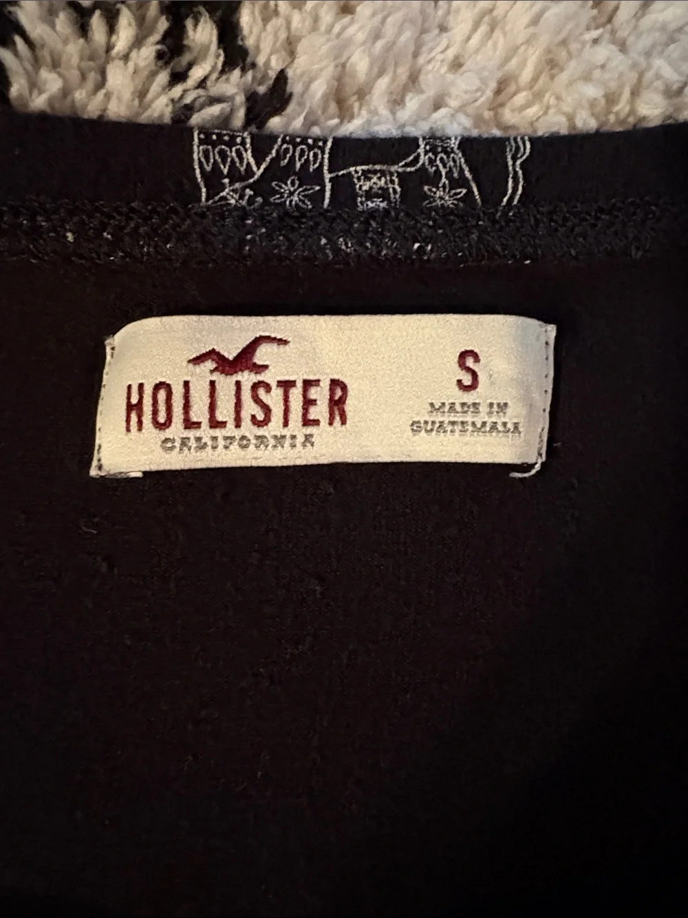 Hollister Black Tee with Ivory Elephant Print and Pocket